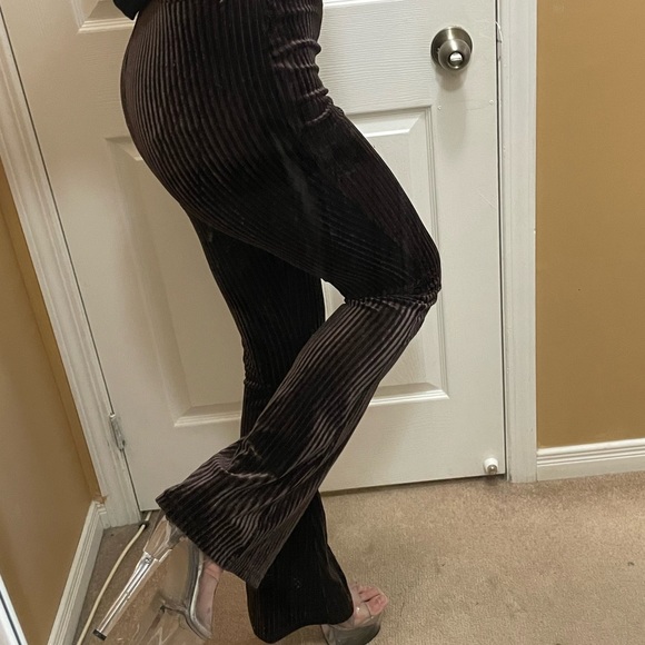 Cute Velvet trousers 🤎 - Picture 2 of 4